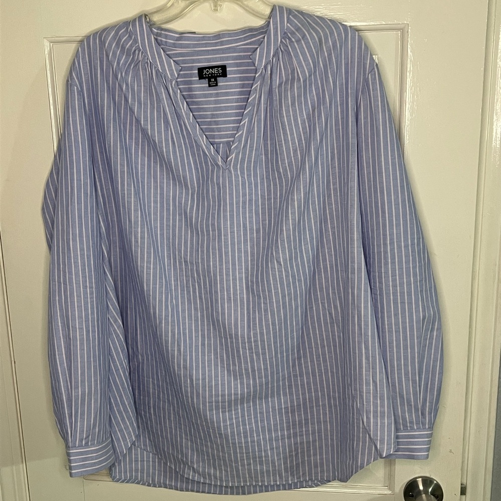 Jones New York Women's Blue and pink Striped Top